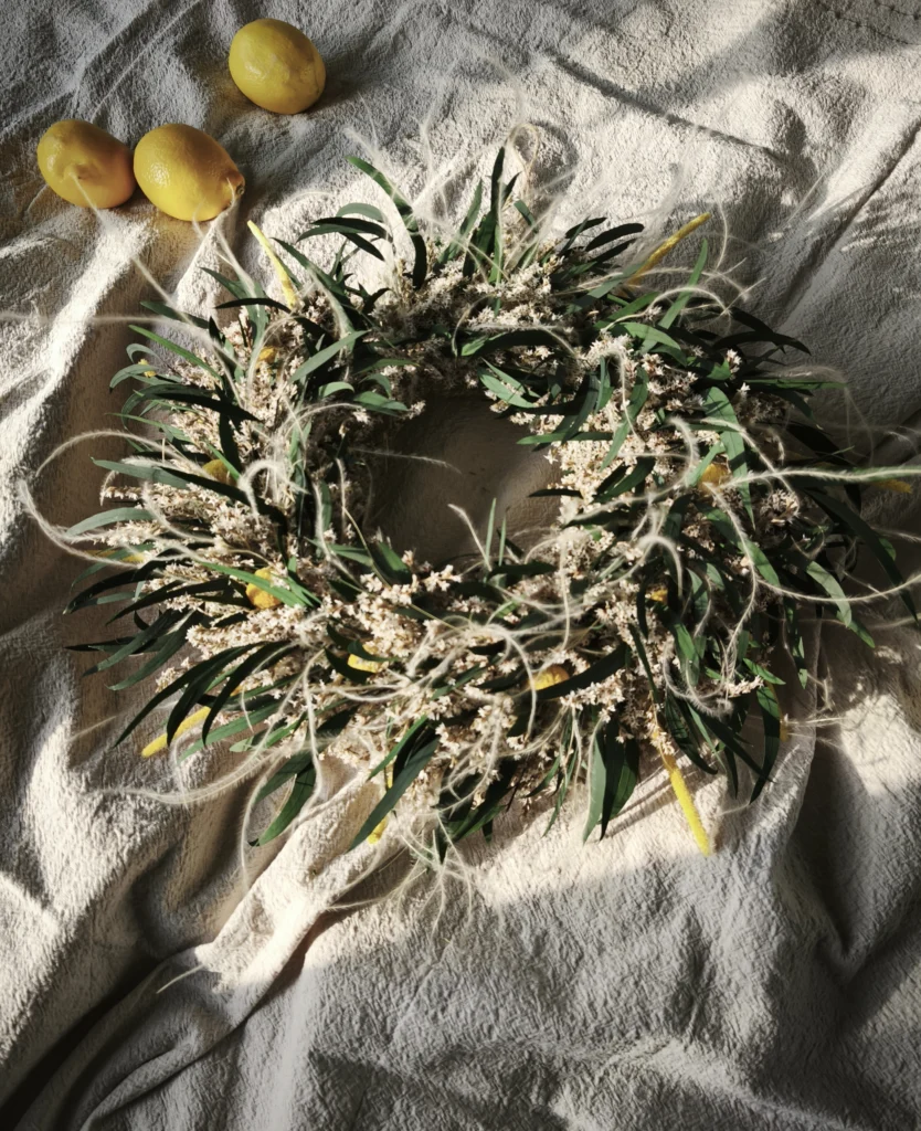 wianki naturalne dekoracje drzwi i wnętrza